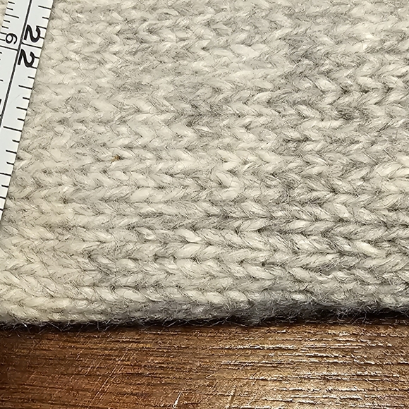 Womens knitted sweater - Picture 3 of 9